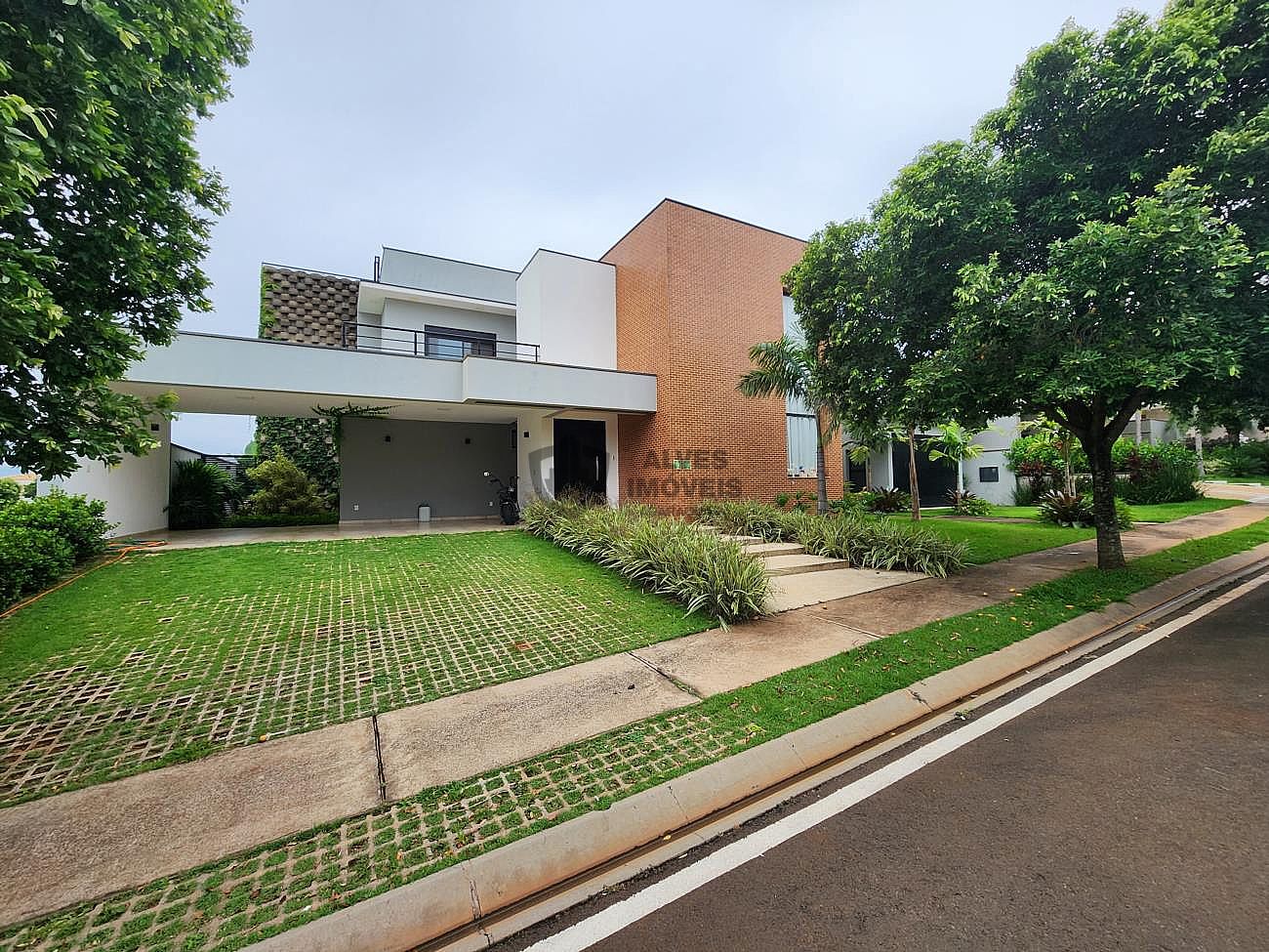 Araraquara/SP - Condom�nio Quinta das Tipuanas