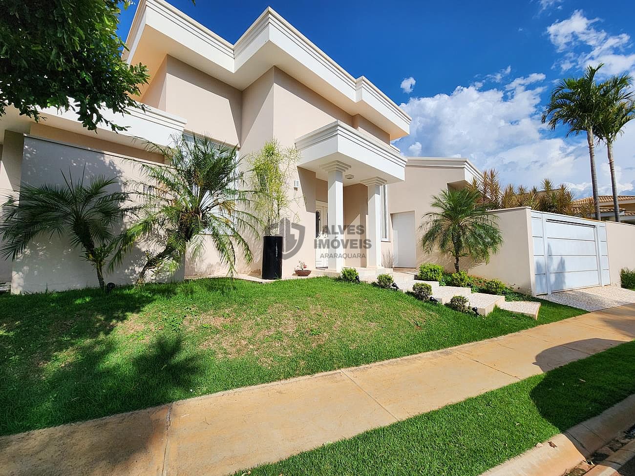 Araraquara/SP - Condom�nio Portal das Tipuanas